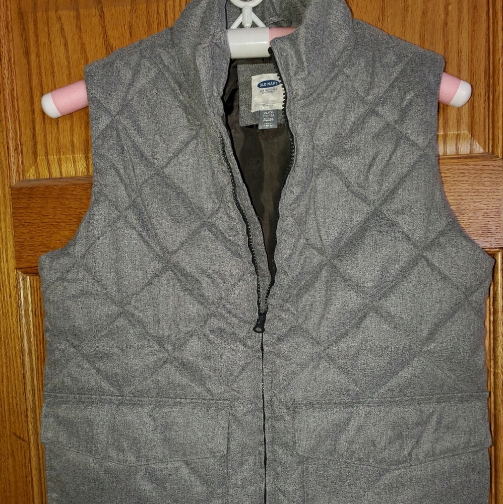 Old Navy quilted vest